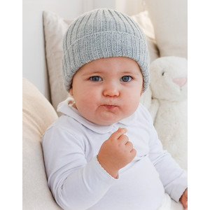 Little Pearl Hat by DROPS Design - Baby Mössa Stickmönster str. 0/1 mån - 3/4 år